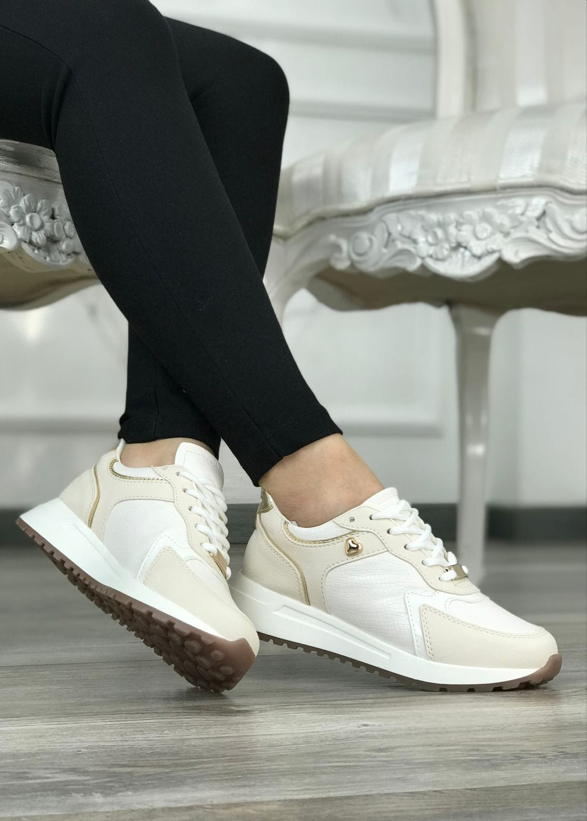 Tenis Stacy