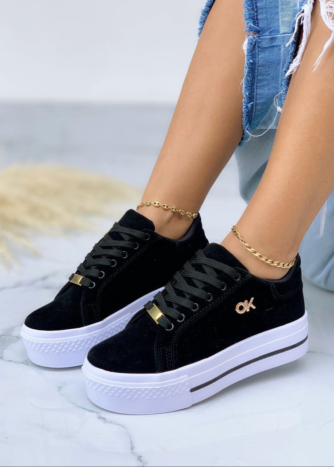Tenis Enza