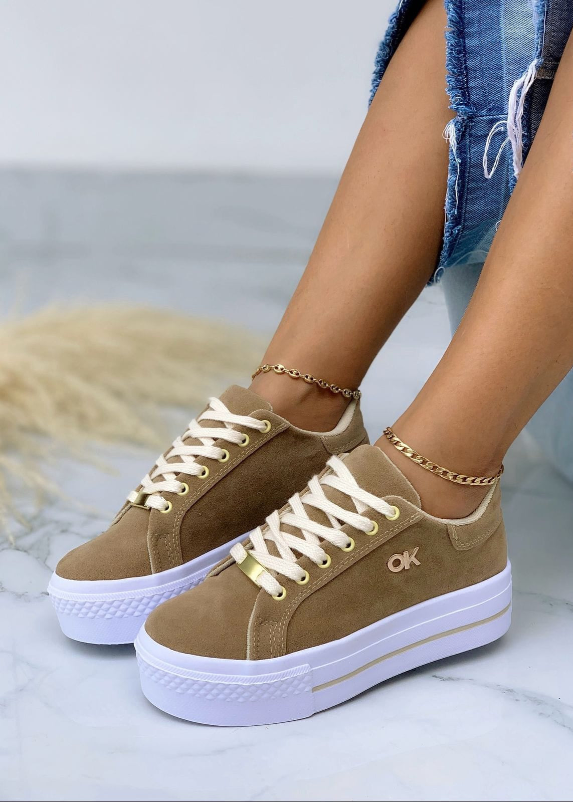 Tenis Enza