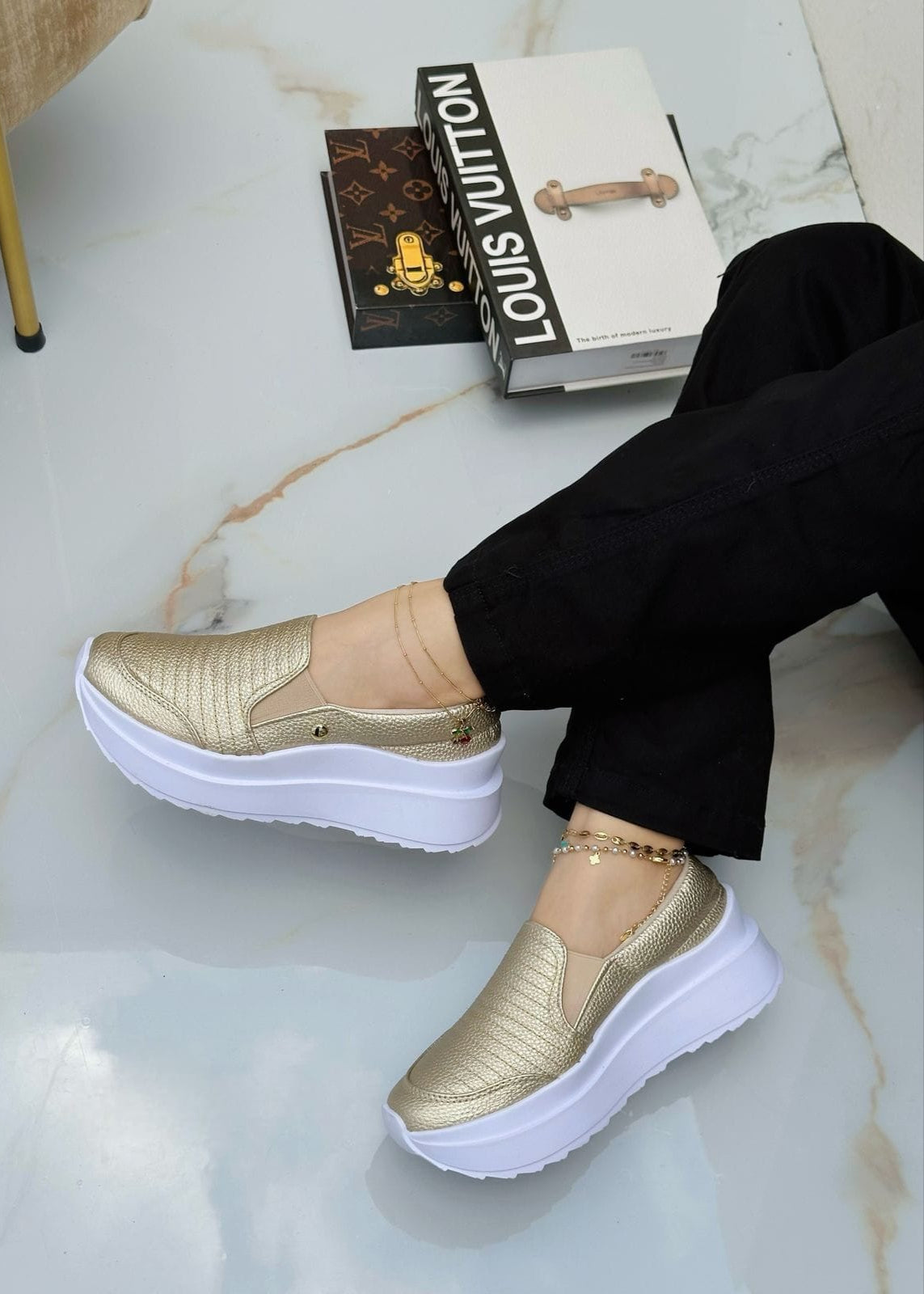 Mocasin Abby