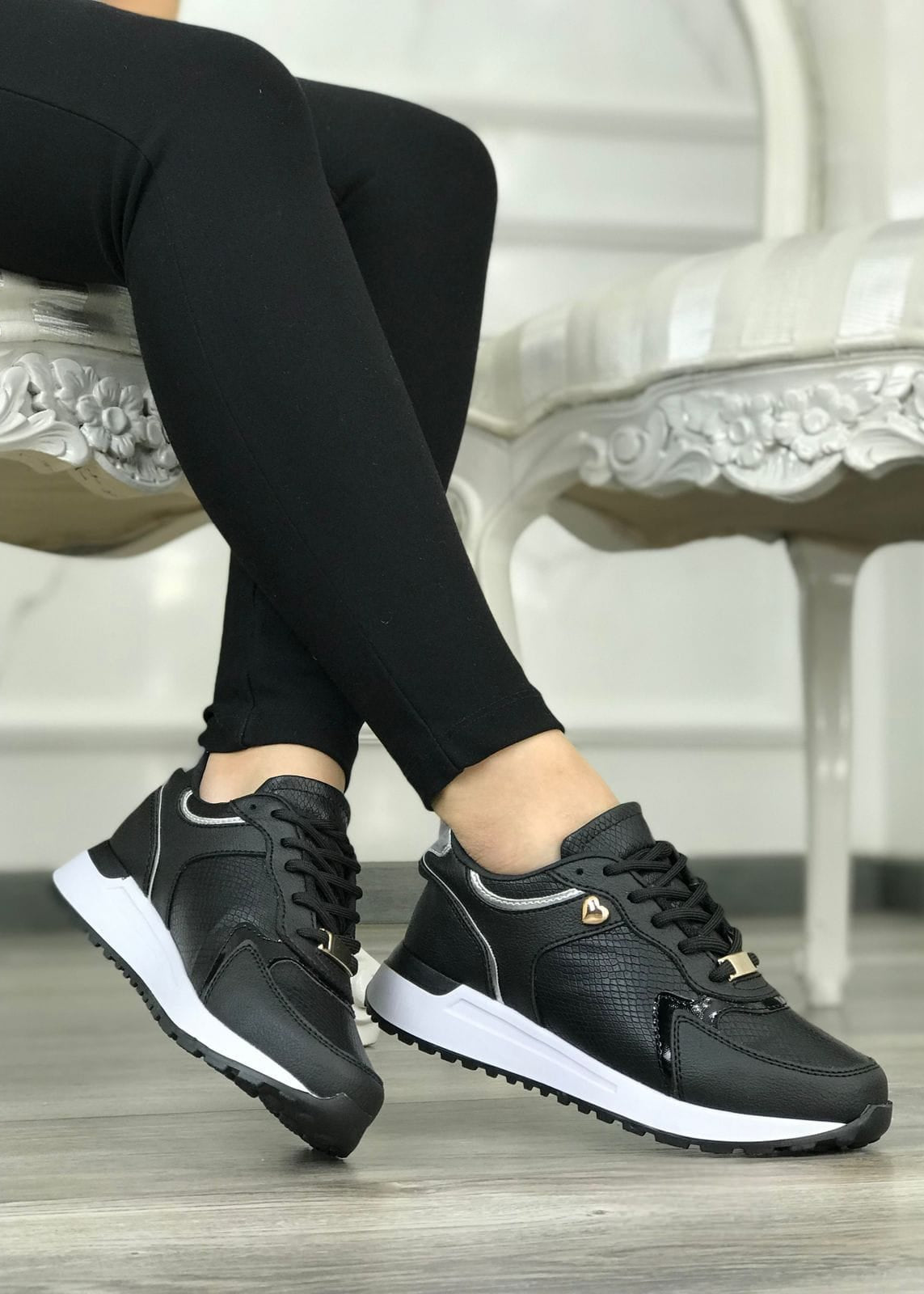 Tenis Stacy
